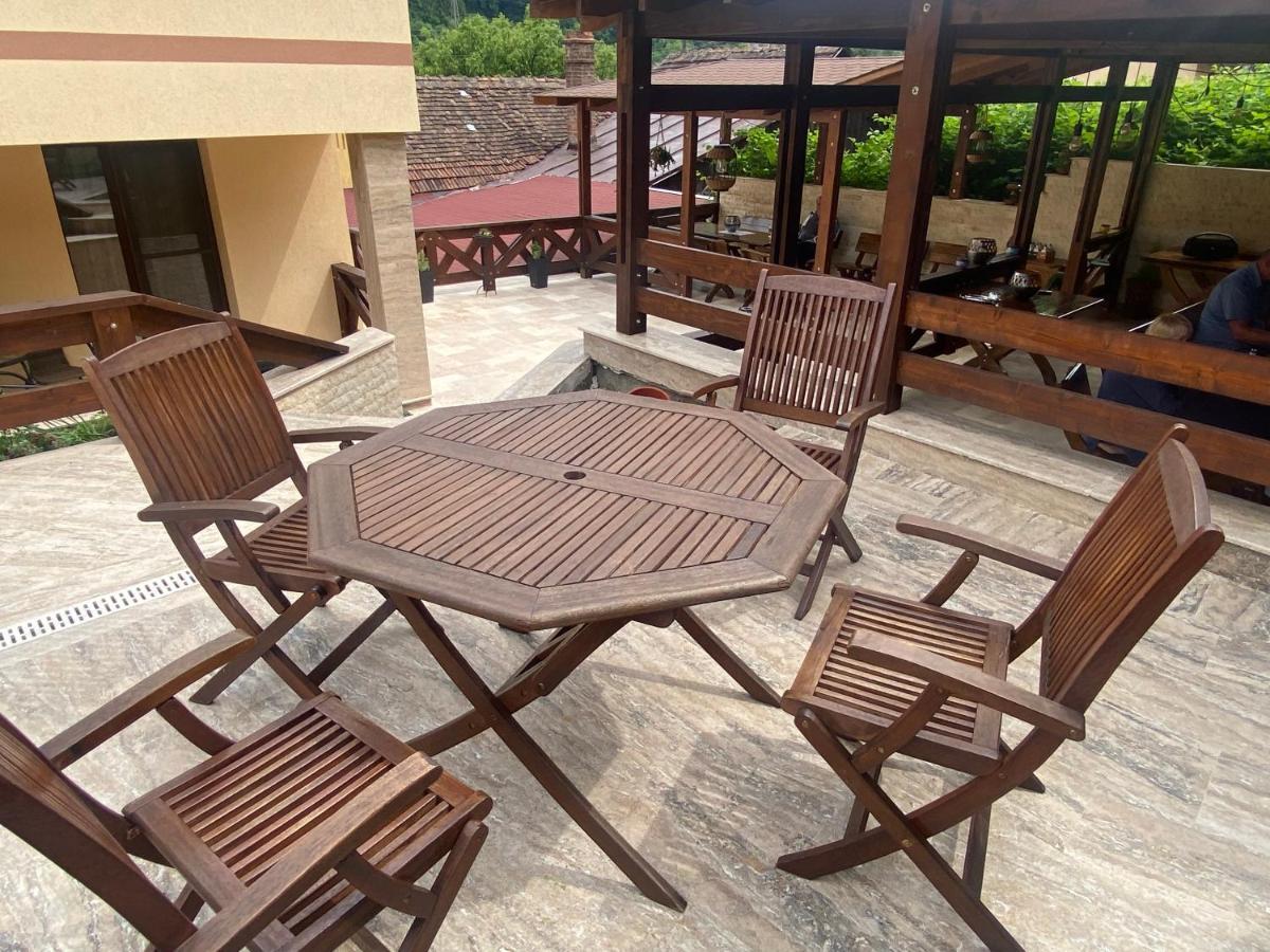 Casa Clim Hotel Anina Ngoại thất bức ảnh