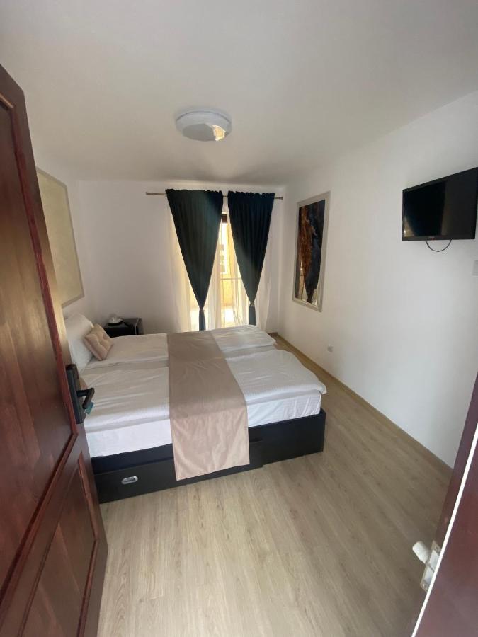 Casa Clim Hotel Anina Ngoại thất bức ảnh