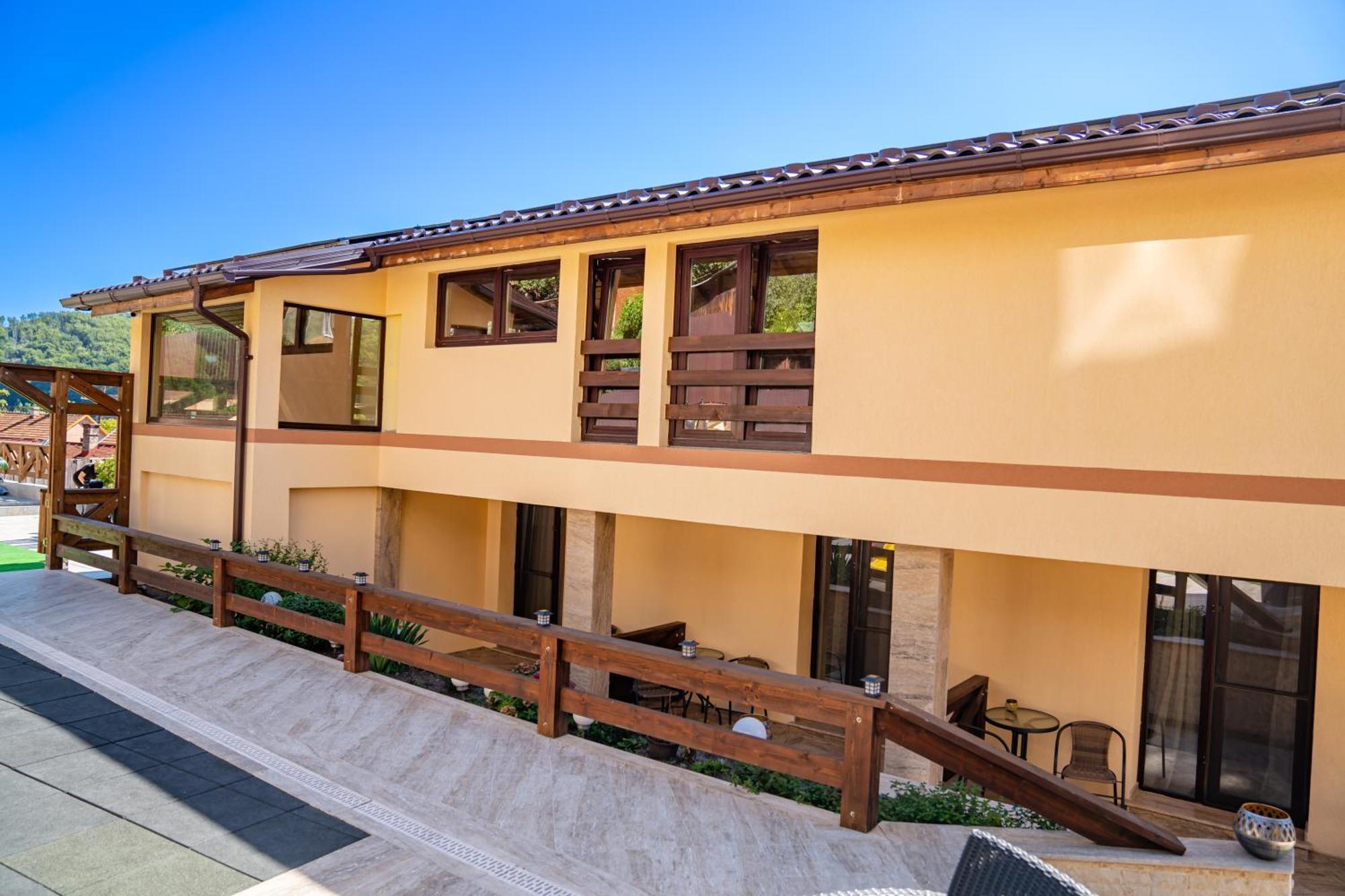 Casa Clim Hotel Anina Ngoại thất bức ảnh