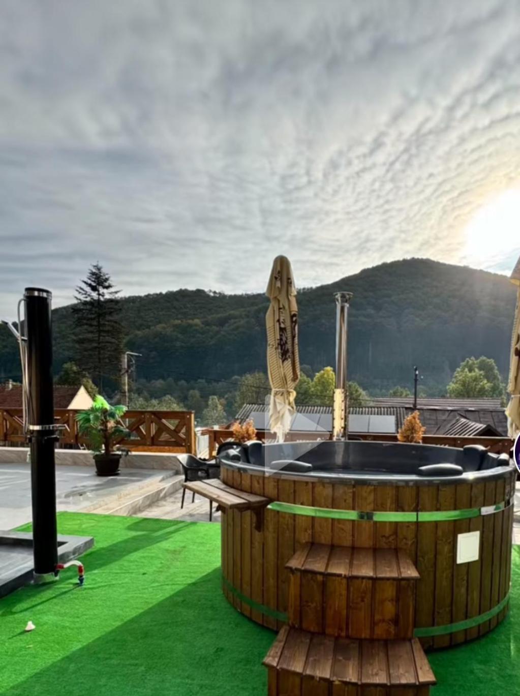 Casa Clim Hotel Anina Ngoại thất bức ảnh
